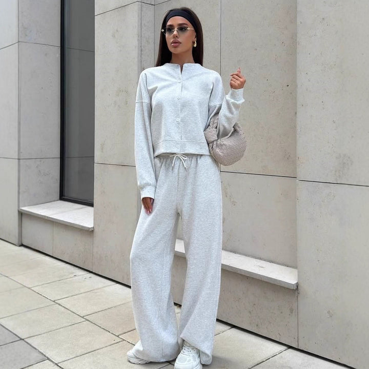 Women Two-Piece Loungewear Set with Concealed Snap Cardigan and Wide High-Waist Jogpants Mune Fashion