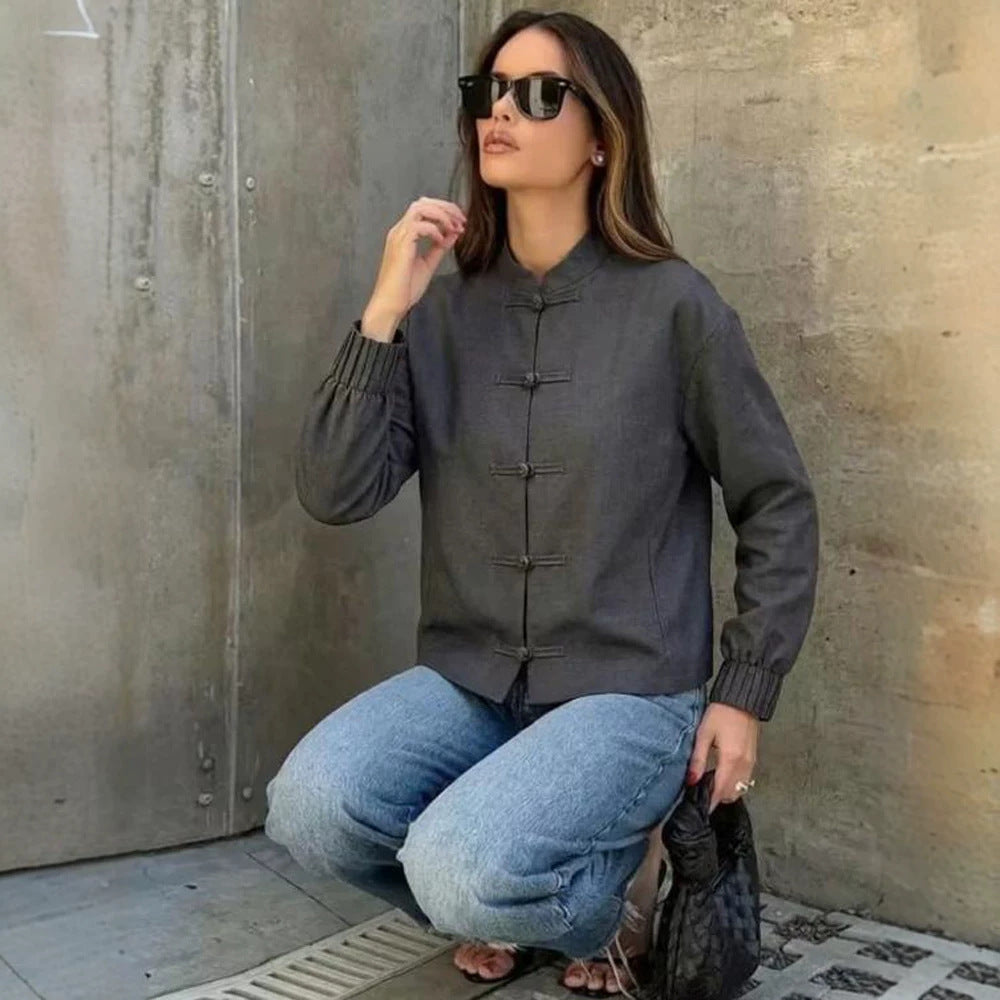 Women's short jacket with stand-up collar, Chinese knot closures, and elastic cuffs Mune Fashion