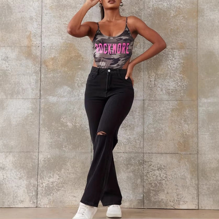 Ladies High-Waist Straight Jeans with wide leg, knee rip and textured denim look Mune Fashion
