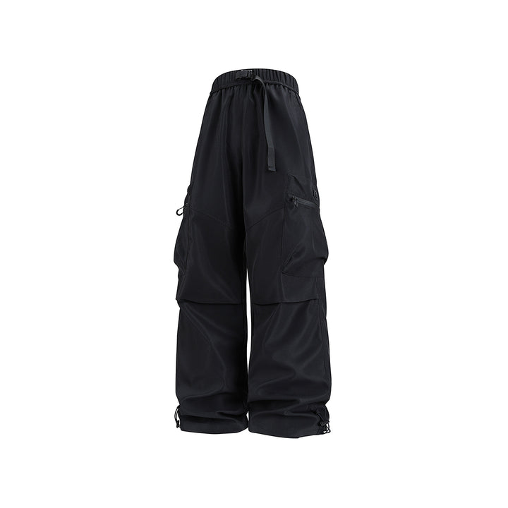 Men's wide technical cargo pants with multi pockets, drawstring and adjustable leg hems Drune
