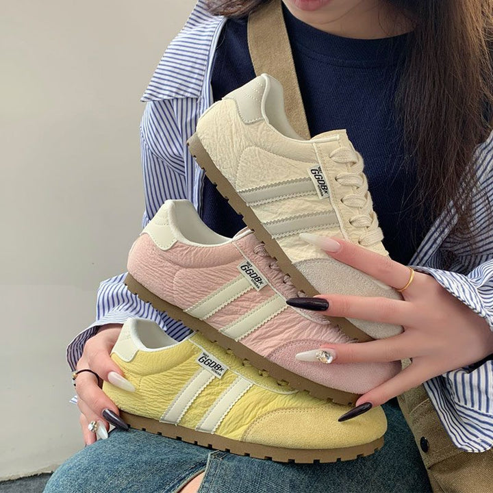 Women's sporty sneakers made of high-quality suede with a sturdy sole Mune Fashion