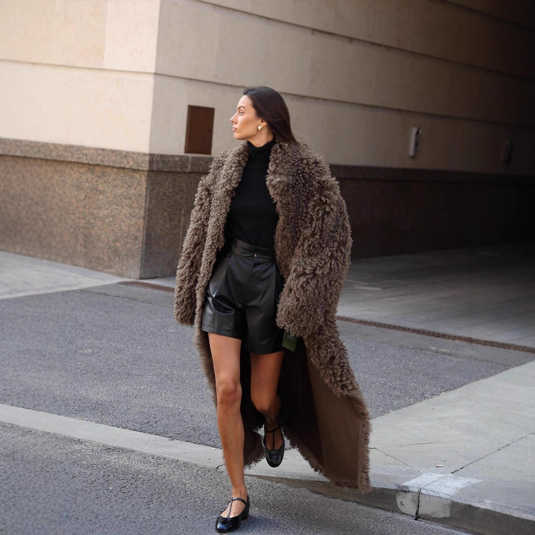 Women's Maxi Long Curly Teddy Coat in Sheepskin Look Mune Fashion