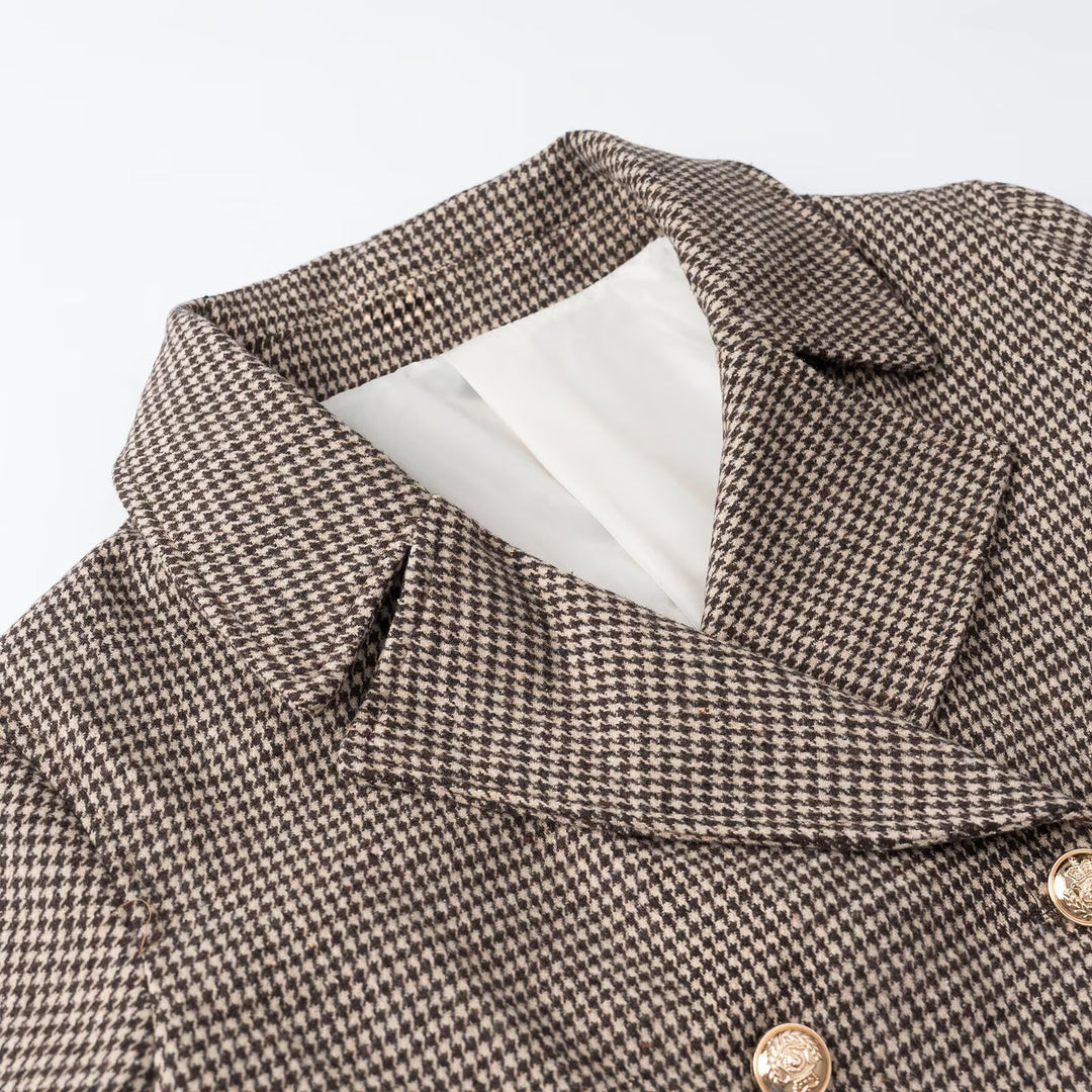Women's Short-Cut Double-Breasted Houndstooth Blazer with Tailored Silhouette and Golden Decorative Buttons Mune Fashion