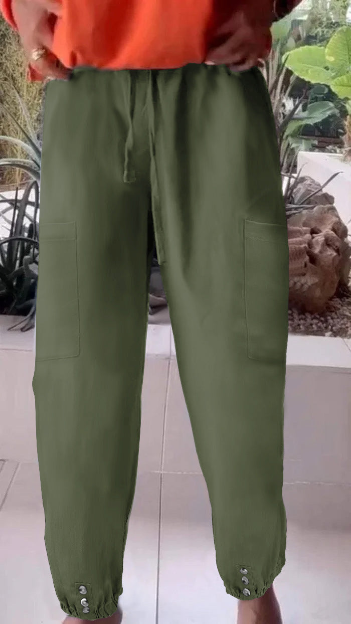 Ladies cargo jogging pants with drawstring, patch pockets and button cuffs Mune Fashion