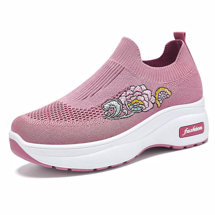 Women's breathable knitted sneakers with platform sole and elastic sock construction Mune Fashion