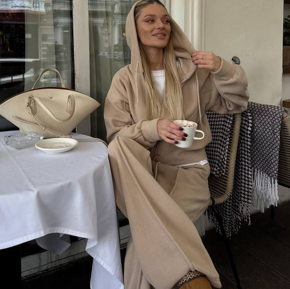 Women's Comfortable Fleece Hoodie and Couch Pants Mune Fashion