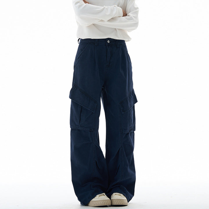 Women's wide cargo pants with a dropped crotch and patch pockets Mune Fashion