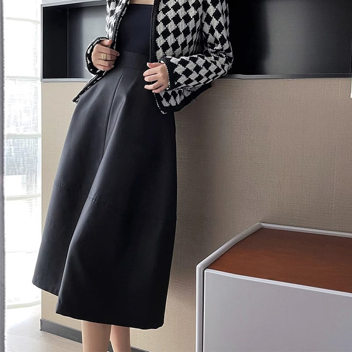 Women's Elegant Blouse with Modern Cut and High Waisted Skirt Mune Fashion