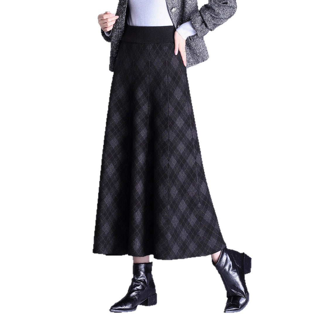 Women's Elegant Maxi Skirt with Geometric Pattern Mune Fashion
