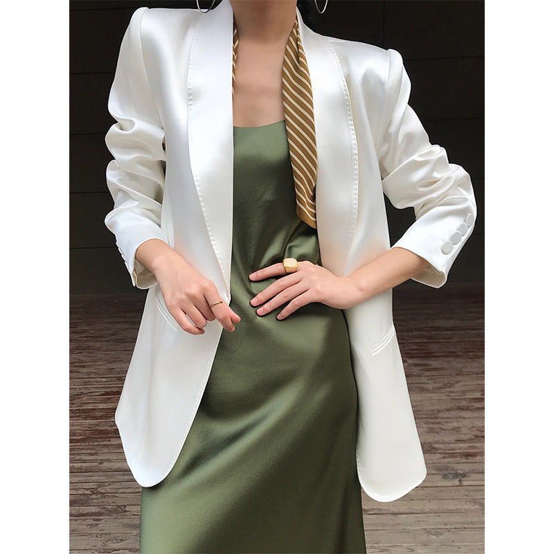 Women Elegant, tailored satin blazer Mune Fashion