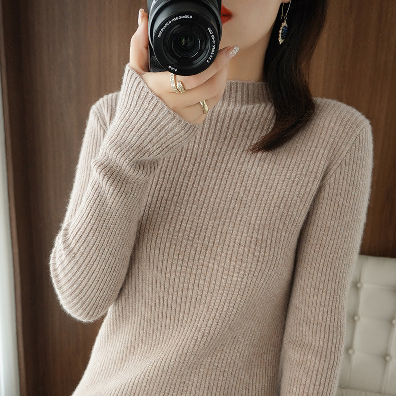 Women's luxury fine-knit pullover with narrow rib structure and short stand-up collar Mune Fashion
