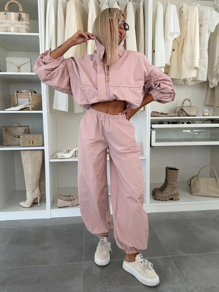 Women's Lightweight Nylon Training Suit with Bomber Jacket and Loose Jogger Mune Fashion