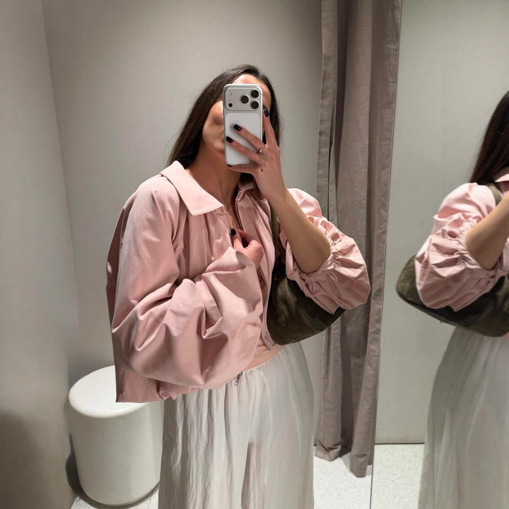 Women's short cape with voluminous sleeves, zipper and gathered hem Mune Fashion