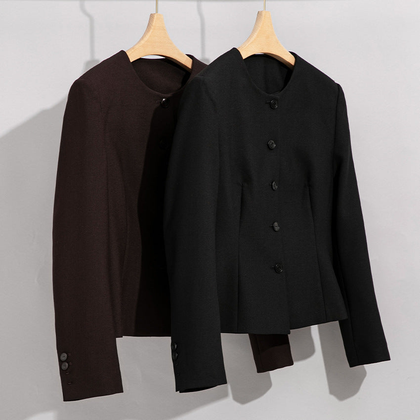Women Elegant Pantsuit Set made of fine wool blend with round neck Mune Fashion