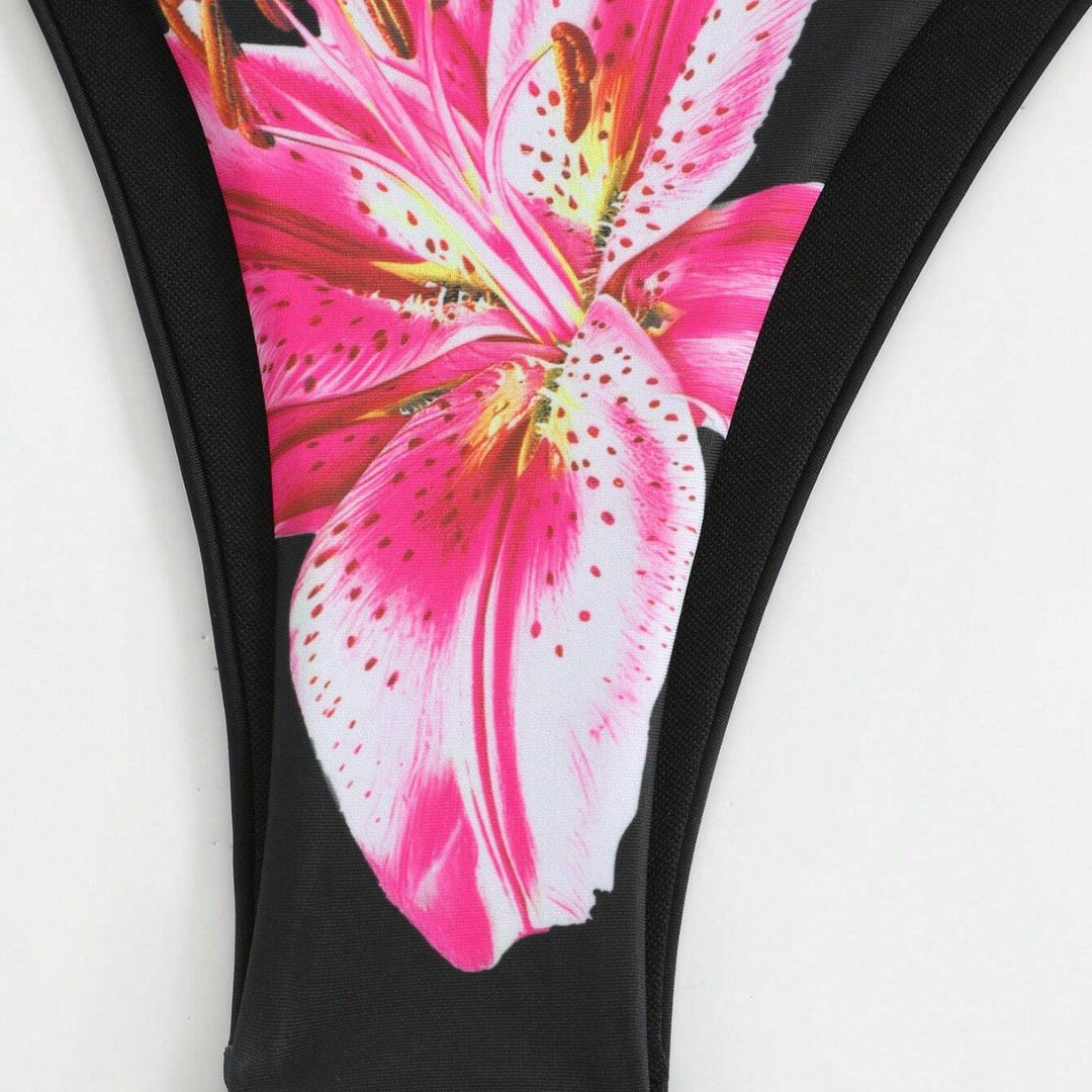 Women's bikini set with floral pattern and matching wrap skirt Mune Fashion