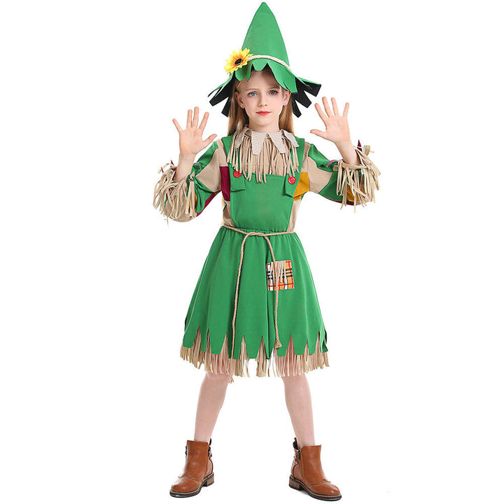 Girl costume as a whimsical scarecrow with fashionable details Mune Fashion