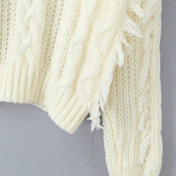 Women's Chunky Knit V-Neck Sweater with Cable Pattern and Fringes Mune Fashion