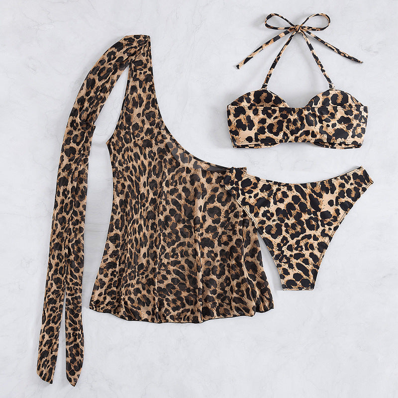 Women's bikini set with asymmetric top and animal print Mune Fashion