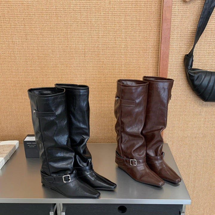 Women High Boots made of high-quality leather with fashionable straps Mune Fashion