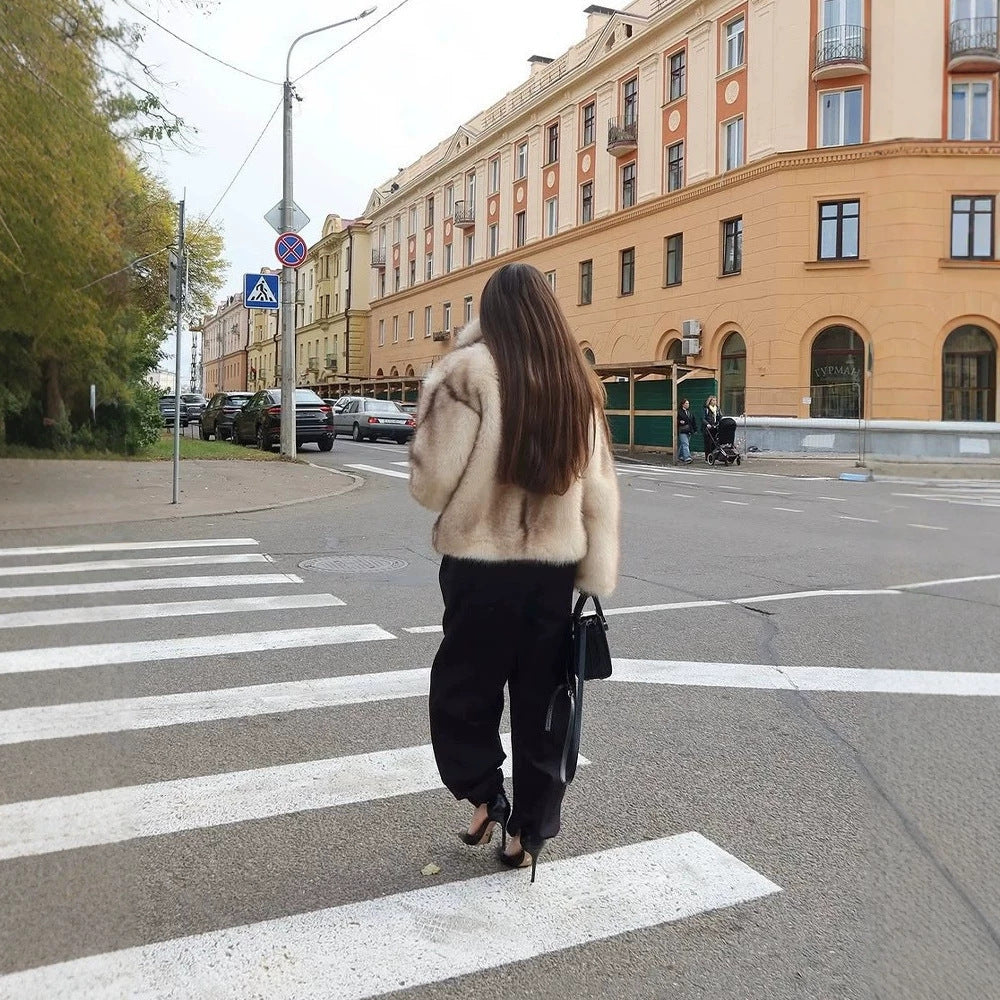 Women's short boxy faux fur jacket with voluminous shawl collar and striped look Mune Fashion
