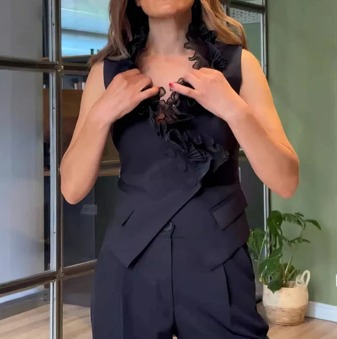 Women's sleeveless vest set with ruffled lace collar and high-cut pleated trousers in suit style Mune Fashion
