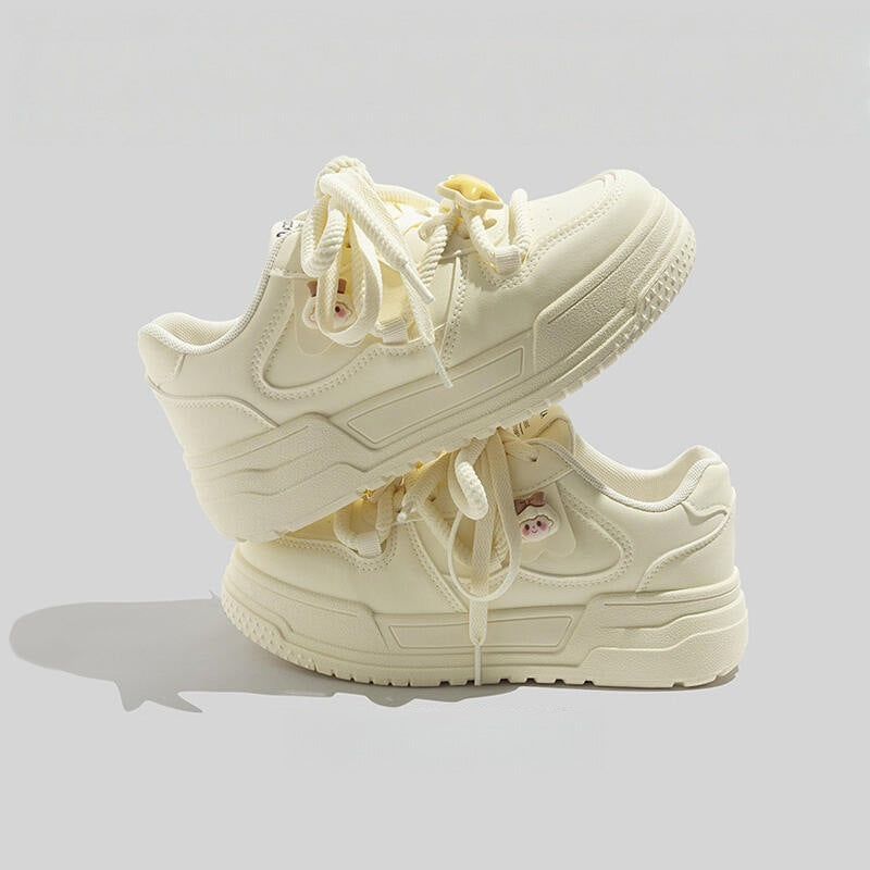 Women's sneakers with innovative lacing technology Mune Fashion