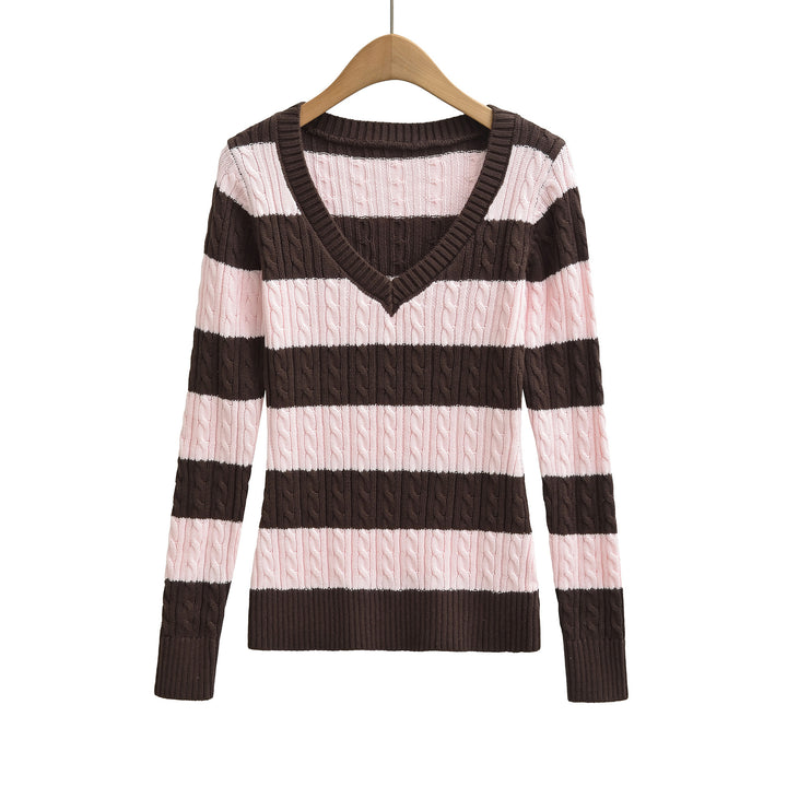 Women's Chunky Knit V-Neck Sweater with Cable Knit Texture Mune Fashion