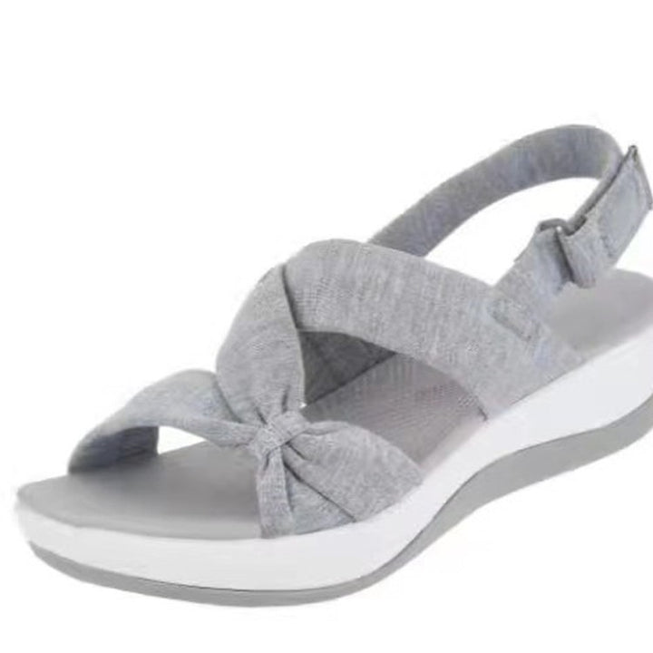 Women's low platform sandal with ergonomic comfort footbed and adjustable heel strap Mune Fashion