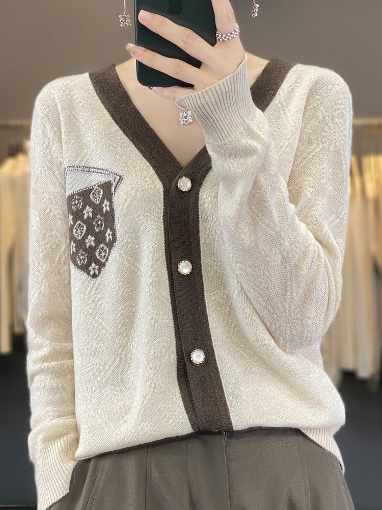 Women's Short-Cut V-Neck Cardigan with Pearlescent Buttons and Contrasted Breast Pocket Mune Fashion