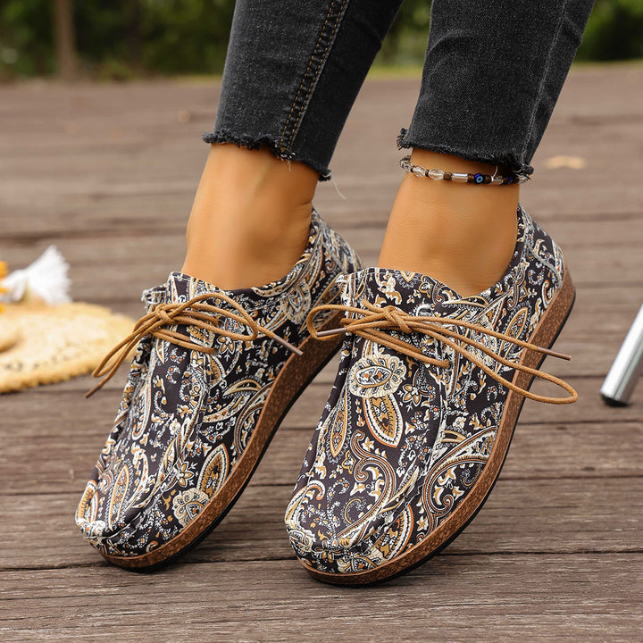 Women's colorful patterned canvas lace-up shoes with lightweight platform sole Mune Fashion