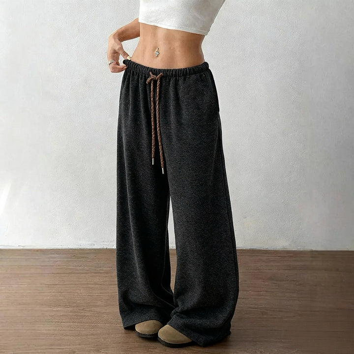 Ladies wide high-waist lounge pants with drawstring and flowing palazzo cut Mune Fashion