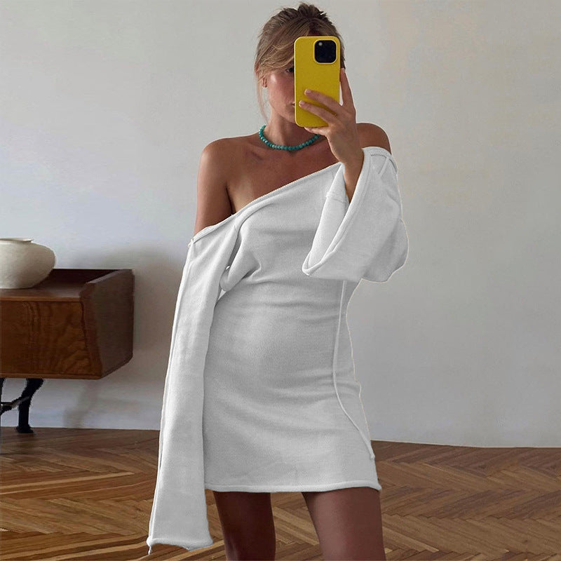 Ladies Figure-Hugging Fine Knit Mini Dress with Flared Trumpet Sleeves Mune Fashion