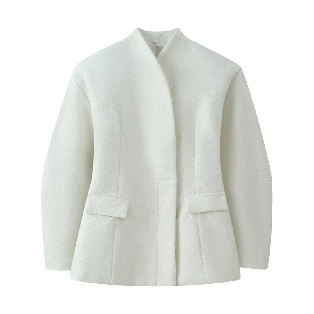 Women's short bouclé jacket with open front and flap pockets Mune Fashion