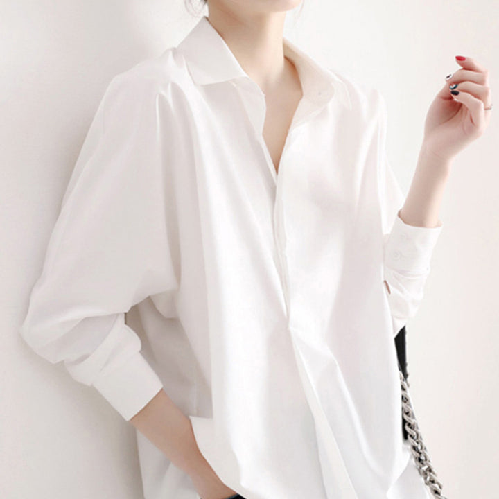 Women Elegant Blouse with Modern Cut Mune Fashion
