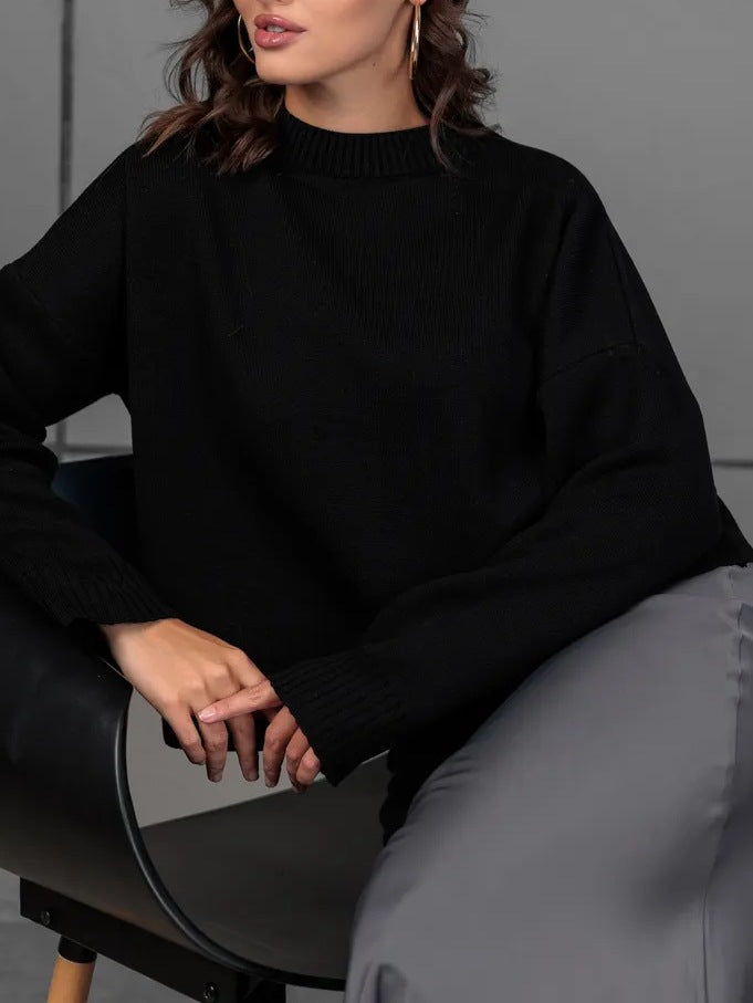 Women's Comfortable Knit Sweater with Round Neckline