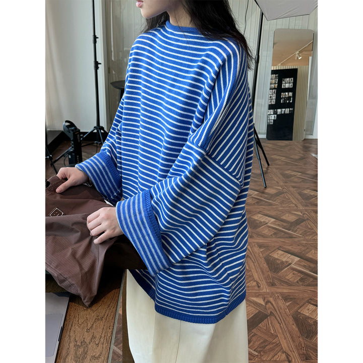 Women's Striped Oversize Knit Sweater with Short Stand-Up Collar Mune Fashion