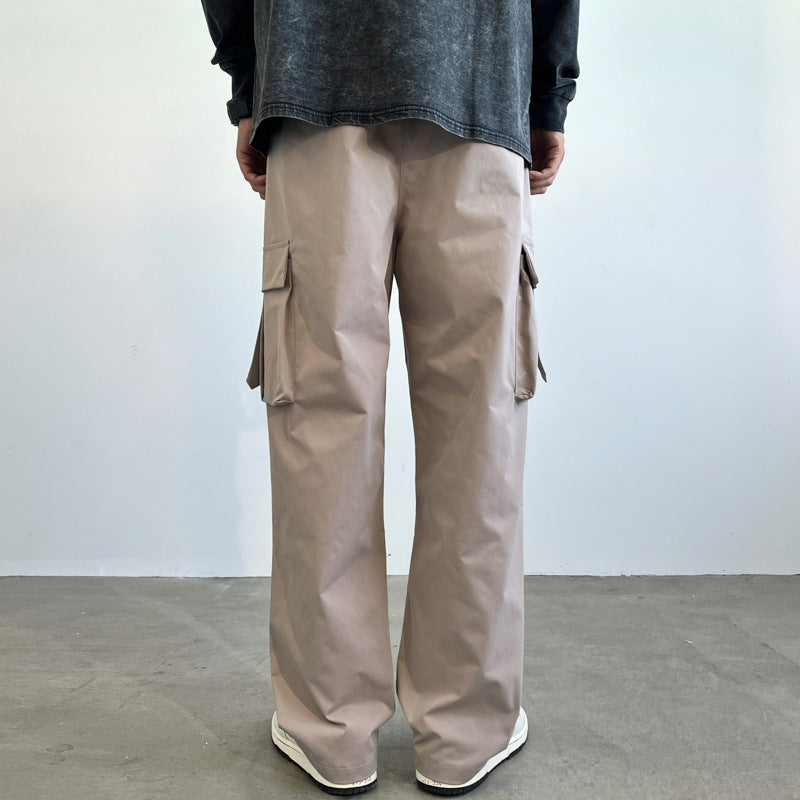 Men's utility cargo pants with large flap pockets, straight leg, and sturdy twill Drune