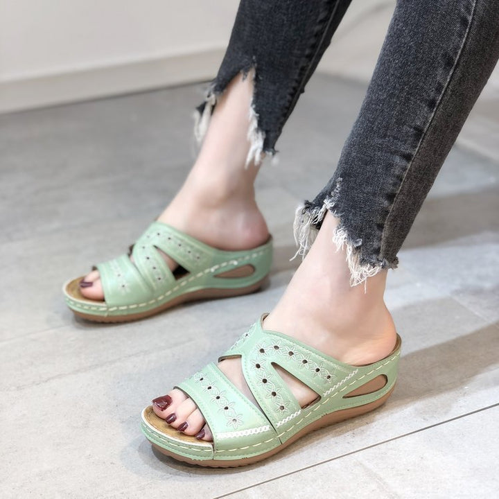 Ladies nan ergonomic comfort sandals with anatomical footbed and floral laser perforation Mune Fashion
