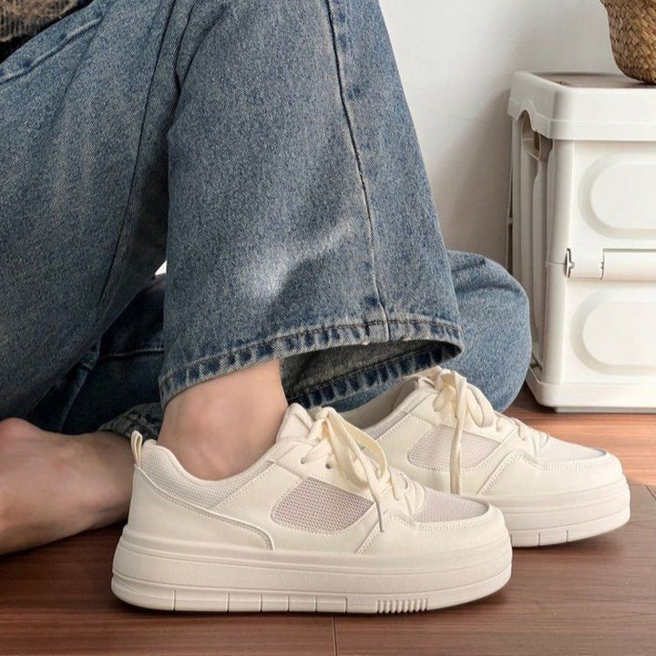 Women's sneakers with comfortable cushioning and breathable mesh structure Mune Fashion