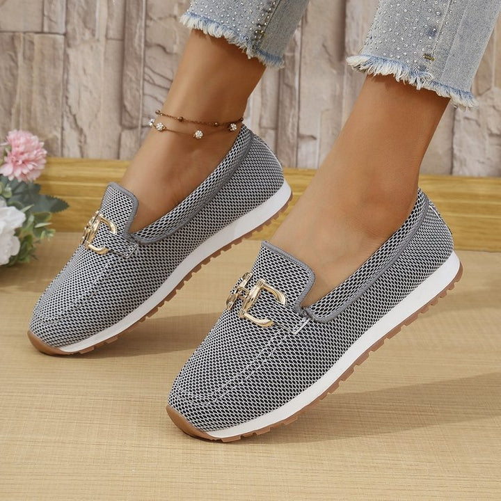 Ladies Breathable Mesh Slippers with Decorative Metal Buckle Mune Fashion