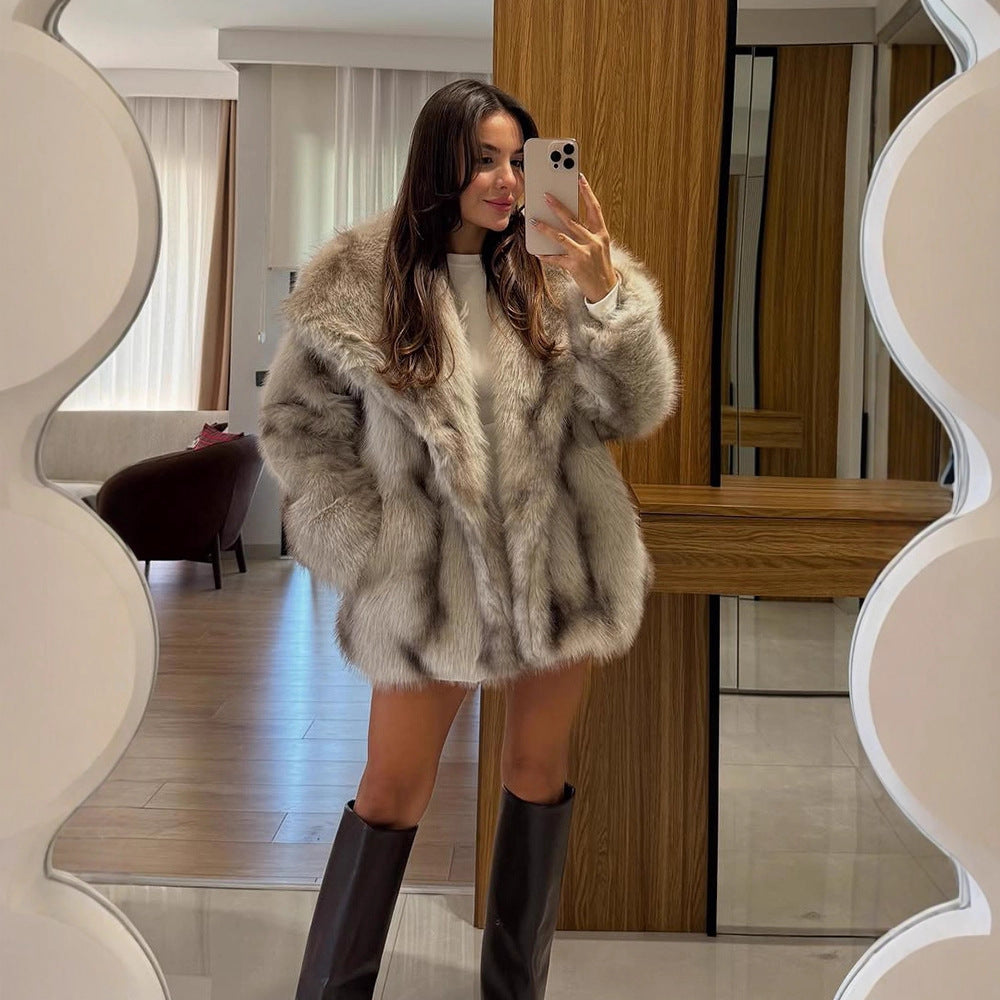 Women's Short Coat Oversize Faux Fur with Voluminous Shawl Collar and Boxy Silhouette Mune Fashion