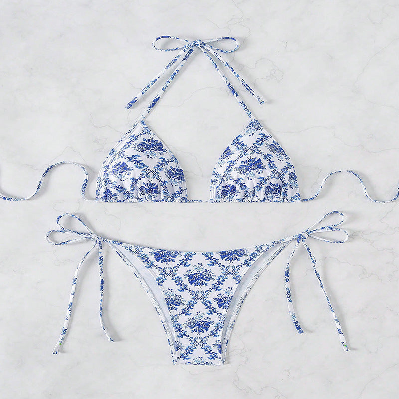 Women Triangle Bikini with sophisticated flower pattern Mune Fashion