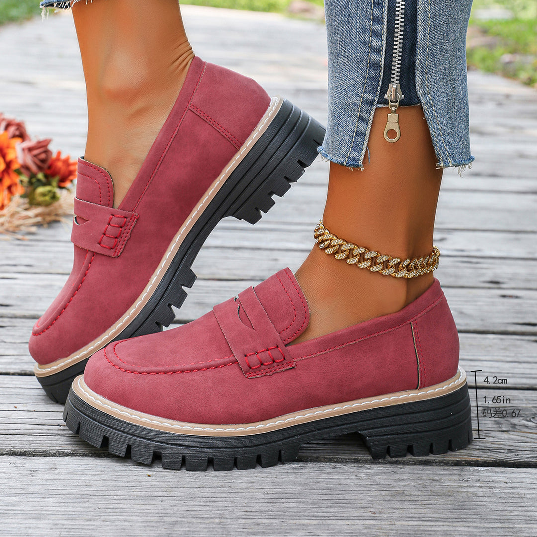 Women Chunky Loafer with thick profile sole and faux suede upper material Mune Fashion