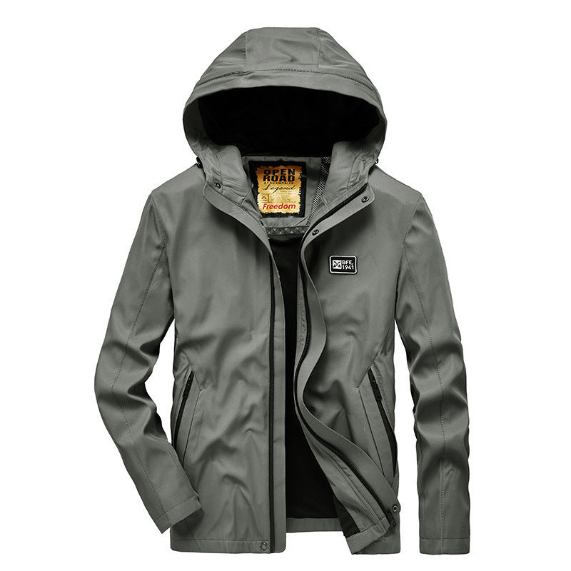 Men's lightweight water-repellent softshell jacket with hood, windproof cut, and zippered pockets Mune Fashion