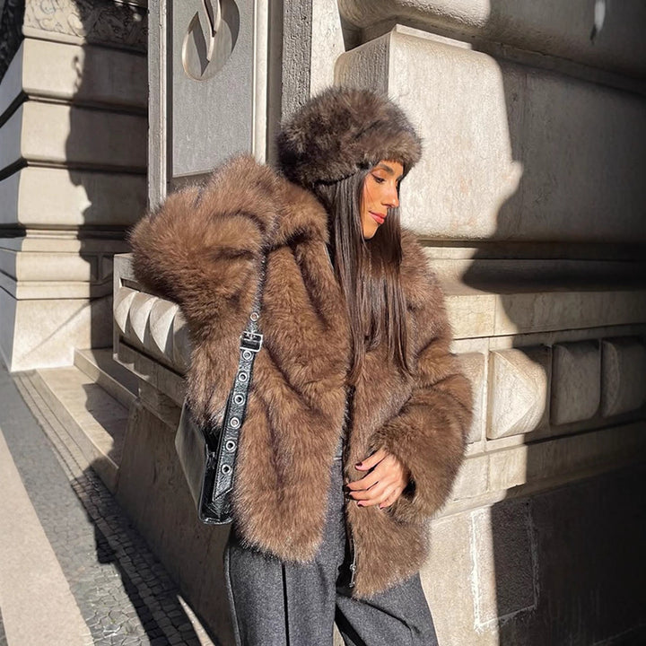 Women's Short Cut Voluminous Faux Fur Coat with Wide Shawl Collar Mune Fashion