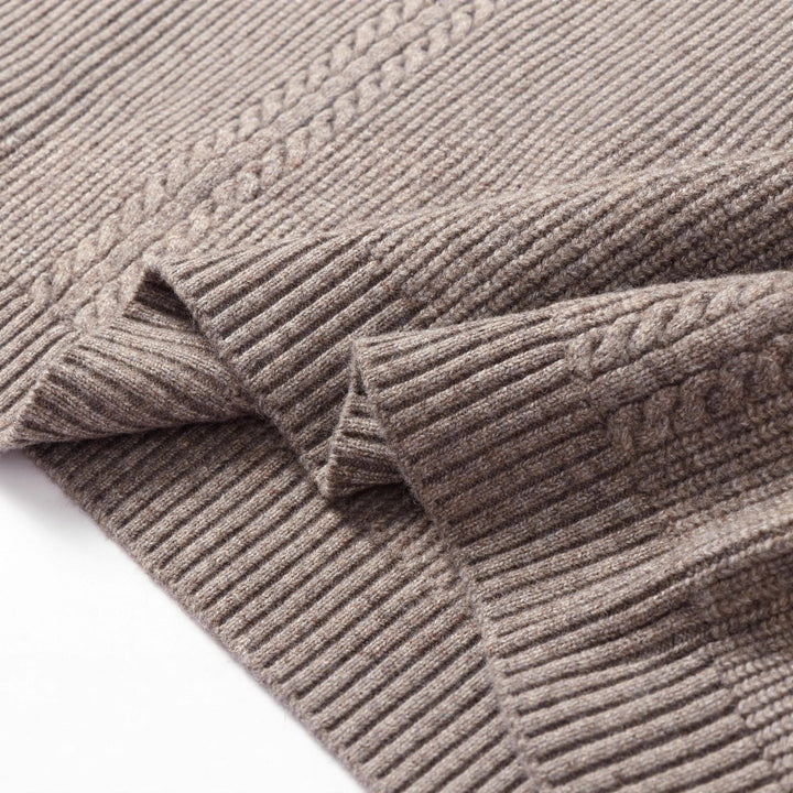 Unisex knitted sweater with Henley button placket and cable pattern Mune Fashion