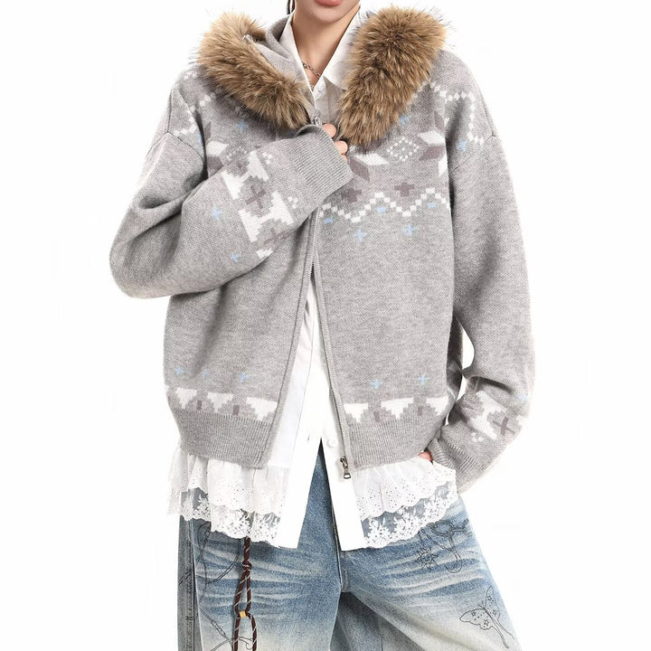 Women's hoodie sweatshirt with faux fur collar and Norwegian pattern Mune Fashion