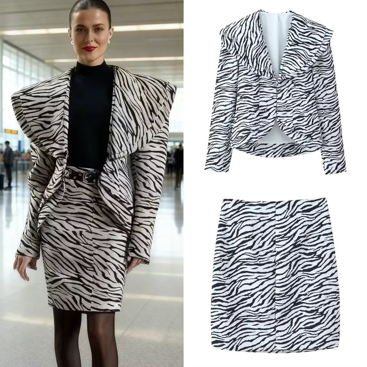 Women's Short Blazer with Oversized Shawl Collar and Zebra Print Mune Fashion