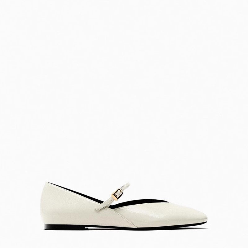 Women's elegant patent leather Mary Jane ballerina flats with a fine metal buckle and pointed toe cap.