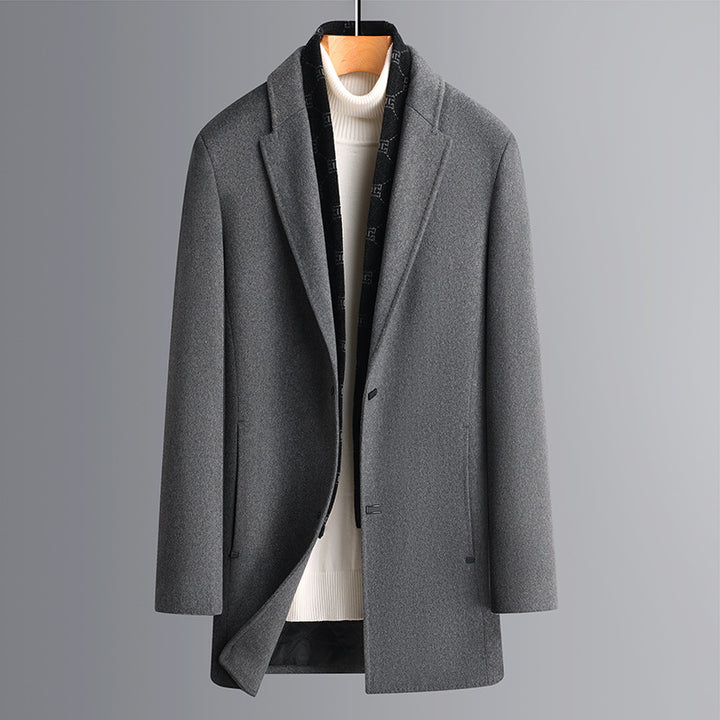 Men's short coat made of high-quality wool blend with subtle interior lining and slim fit Mune Fashion